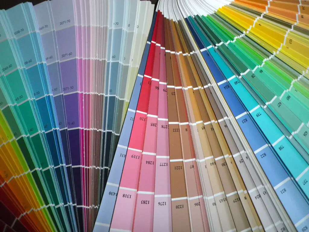 10 tips to choose the perfect paint color for your home